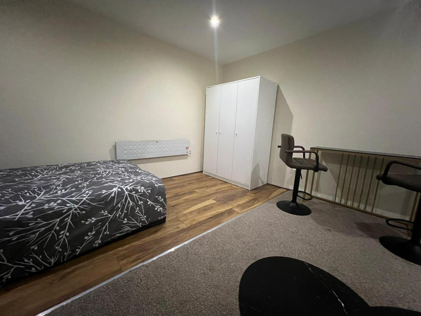 Modern Studio In Rayners Lane Pinner Harrow Near Wembley Greater London Exteriör bild